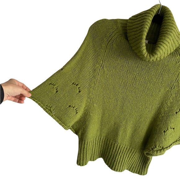BIJU Wool Chunky Knit Turtleneck Pullover Sweater Wide Sleeves Green XS/S - Picture 2 of 4